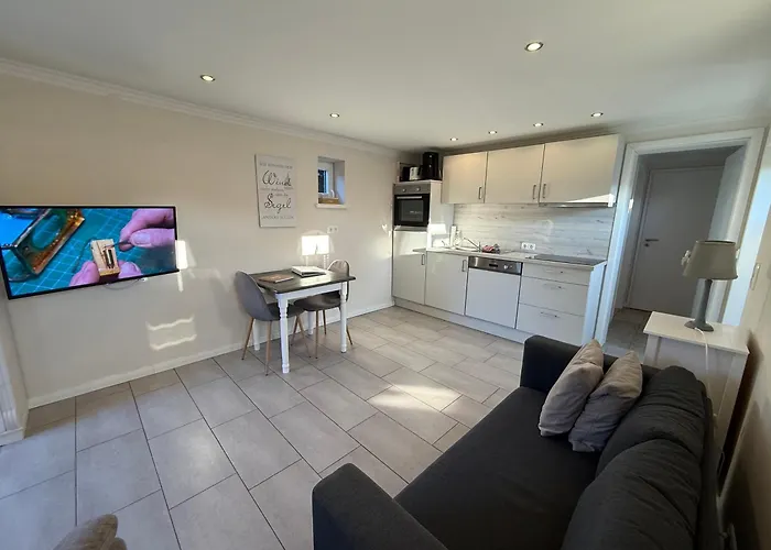 Ferienwohnung „De Peerstall“ Mit Fahrraedern, Husum